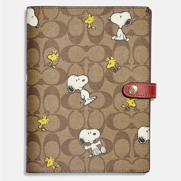NWT💃Coach Coach X Peanuts Notebook In Signature Canvas With Snoopy Woodstock - Picture 4 of 7